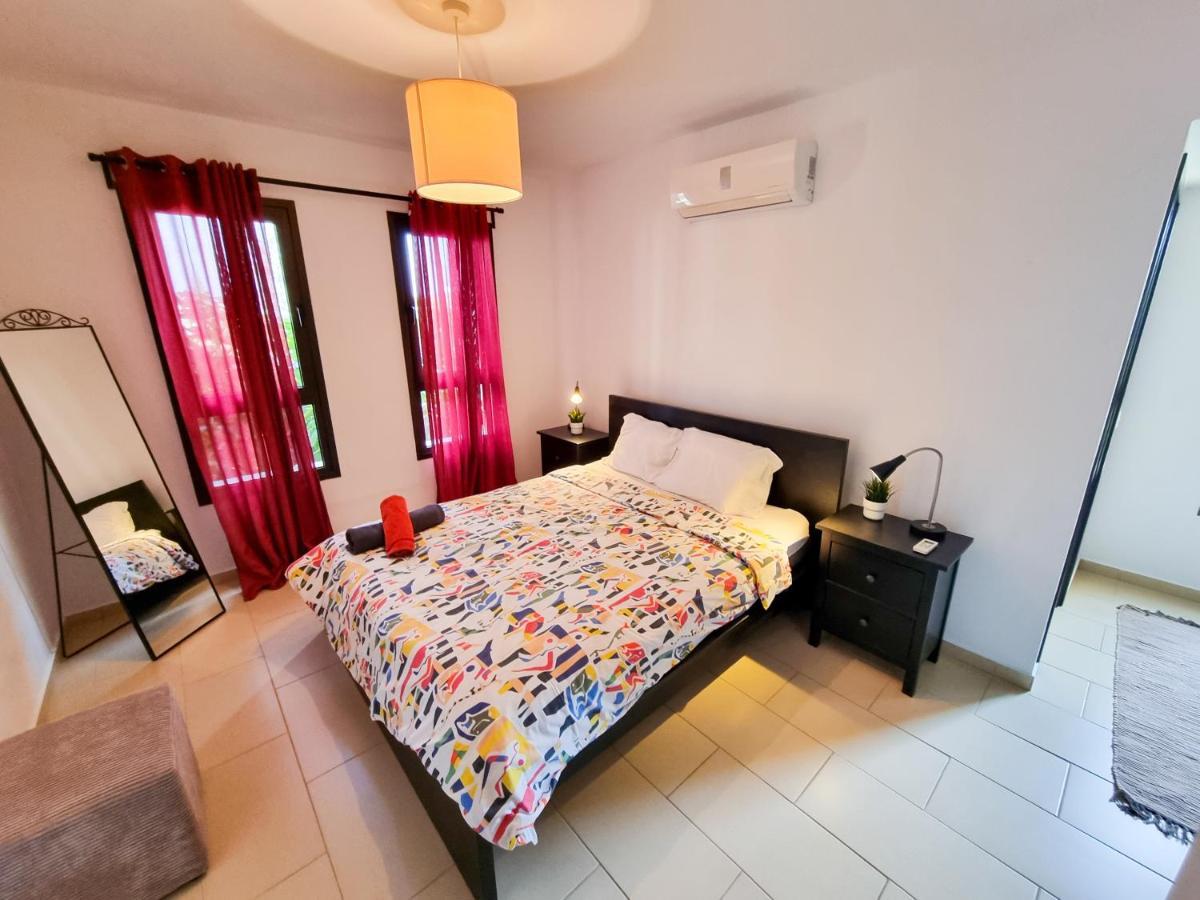 Light House Apartment Larnaca Dış mekan fotoğraf