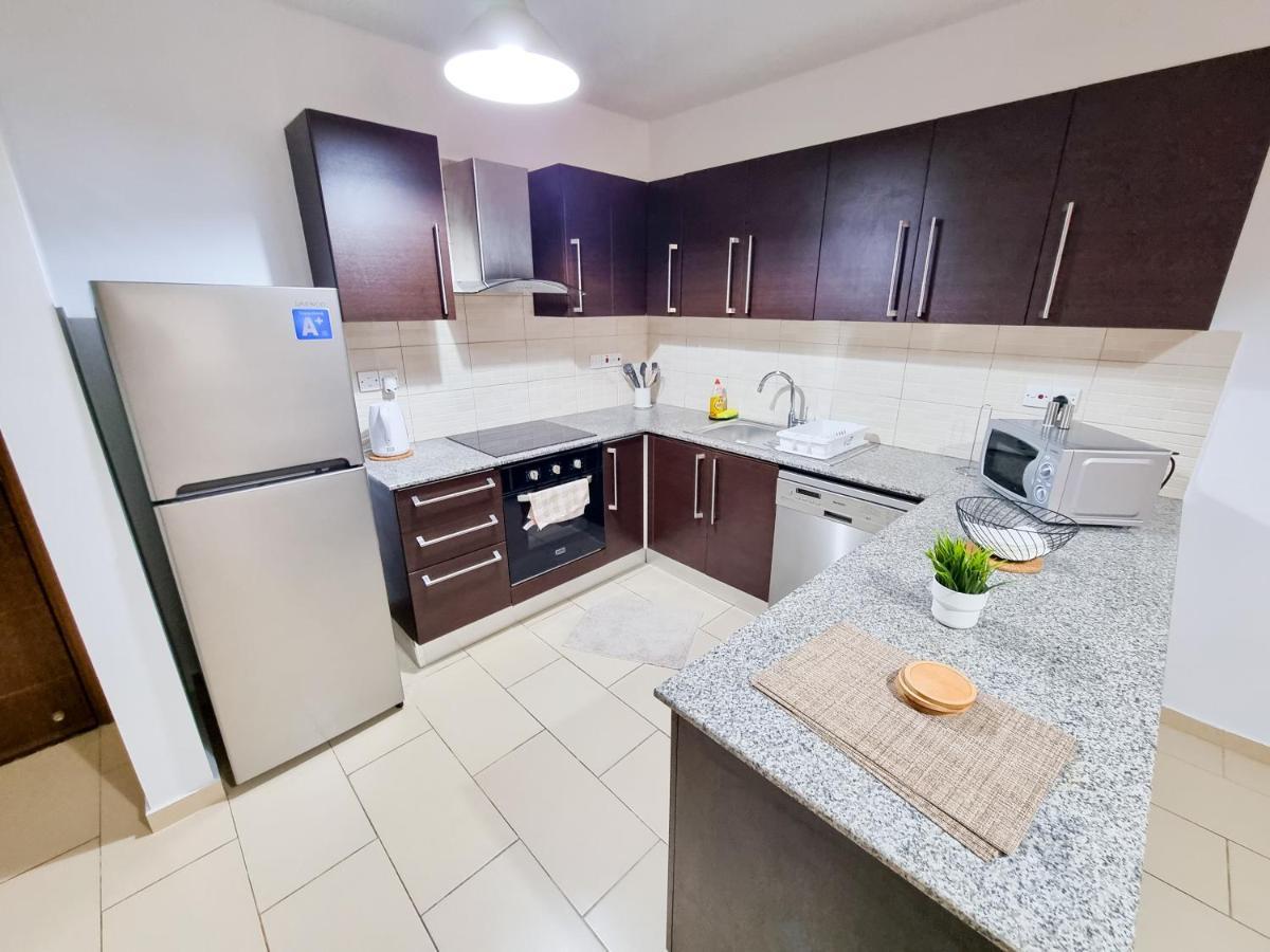 Light House Apartment Larnaca Dış mekan fotoğraf